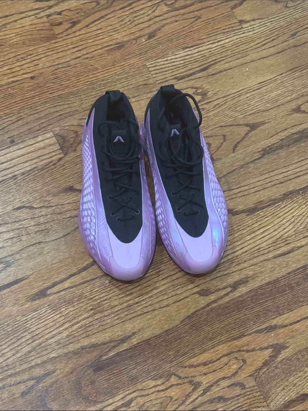 Adidas AE1 Iridescent Pink Athletic Sneakers with Black Tongue Mens SZ10.5